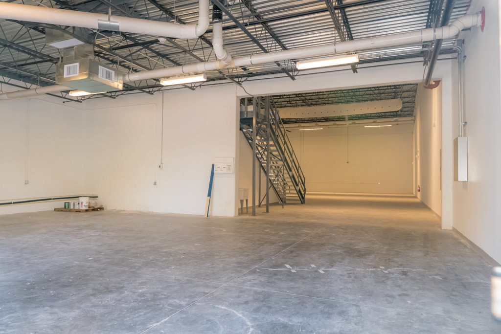 1060 Goodrich Ave - Image 5