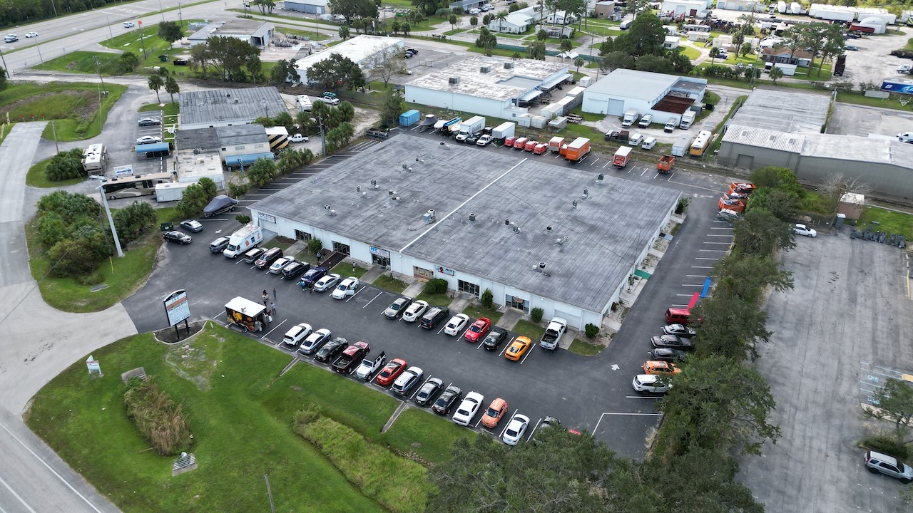 1850 University Pkwy - Image 3